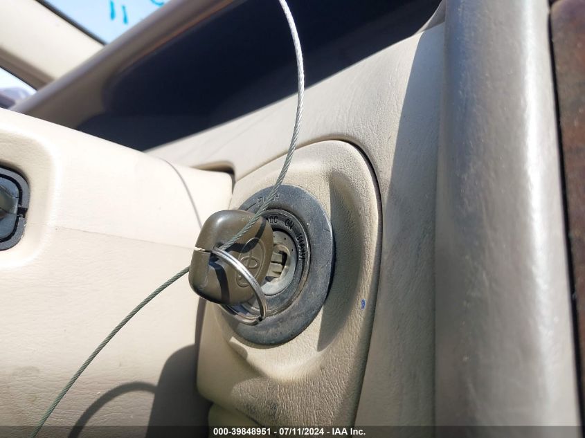 2003 Toyota Avalon Xls VIN: 4T1BF28B83U334889 Lot: 39848951