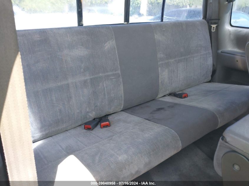 1996 Dodge Ram 1500 VIN: 3B7HC13Y4TG187065 Lot: 39848958