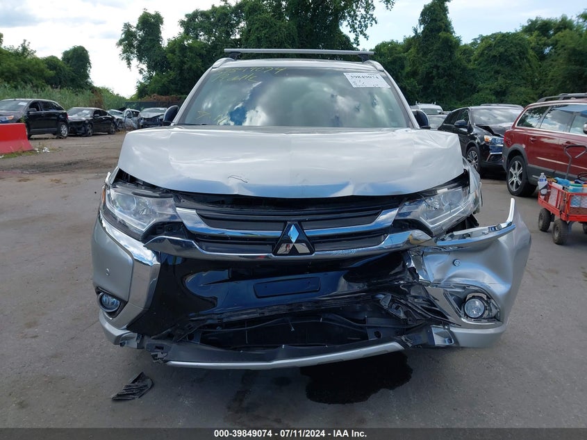 2018 Mitsubishi Outlander Phev Sel VIN: JA4J24A58JZ060082 Lot: 39849074