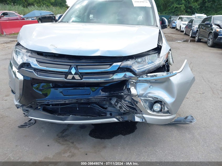 2018 Mitsubishi Outlander Phev Sel VIN: JA4J24A58JZ060082 Lot: 39849074