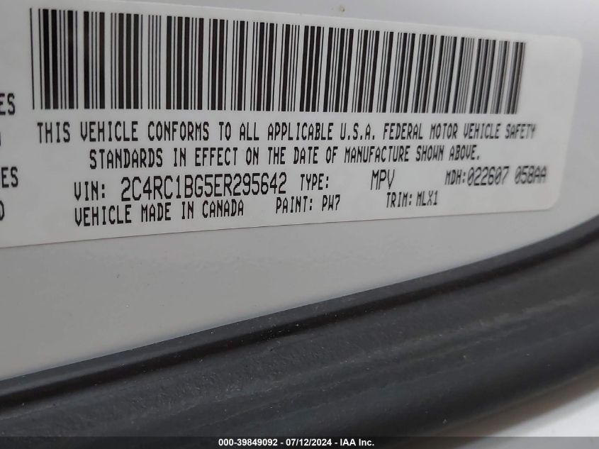 2014 Chrysler Town & Country Touring VIN: 2C4RC1BG5ER295642 Lot: 39849092