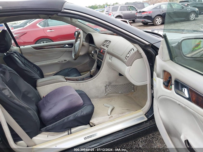 2001 Mercedes-Benz Clk 320 VIN: WDBLK65GX1T061418 Lot: 39849125