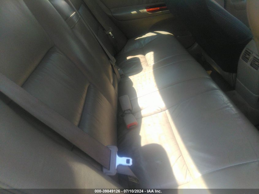 2004 Toyota Camry Xle V6 VIN: 4T1BF30K54U063499 Lot: 39849126