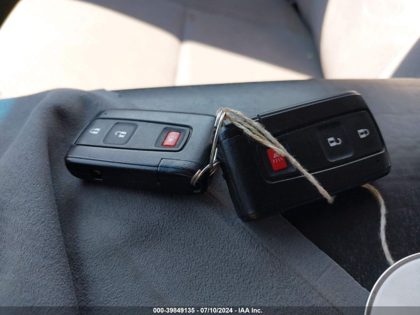 2007 Toyota Prius VIN: JTDKB20U177586646 Lot: 39849135