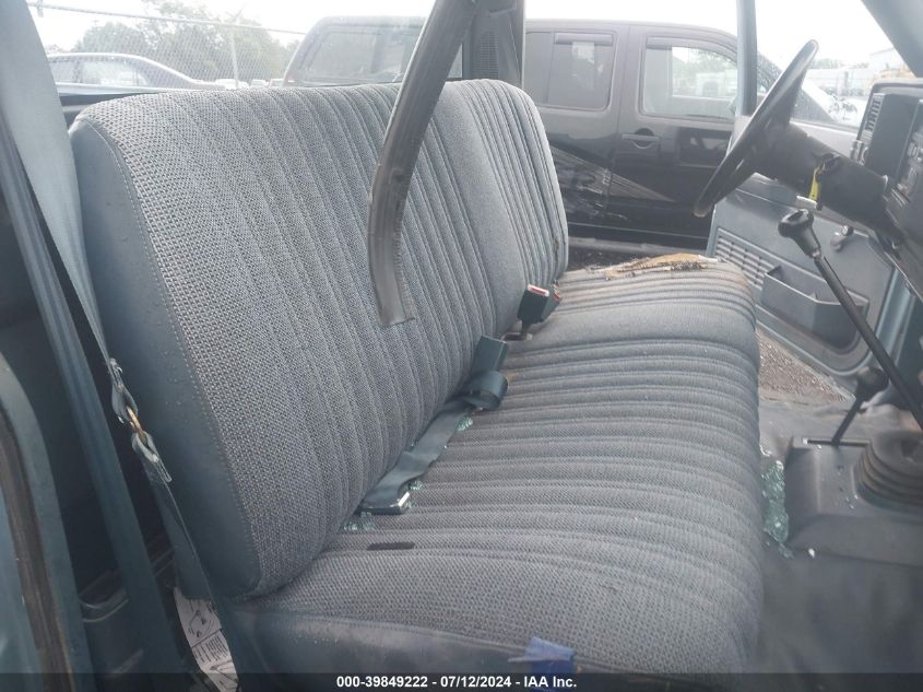 1990 Chevrolet Gmt-400 K2500 VIN: 1GCGK24K5LE239261 Lot: 39849222