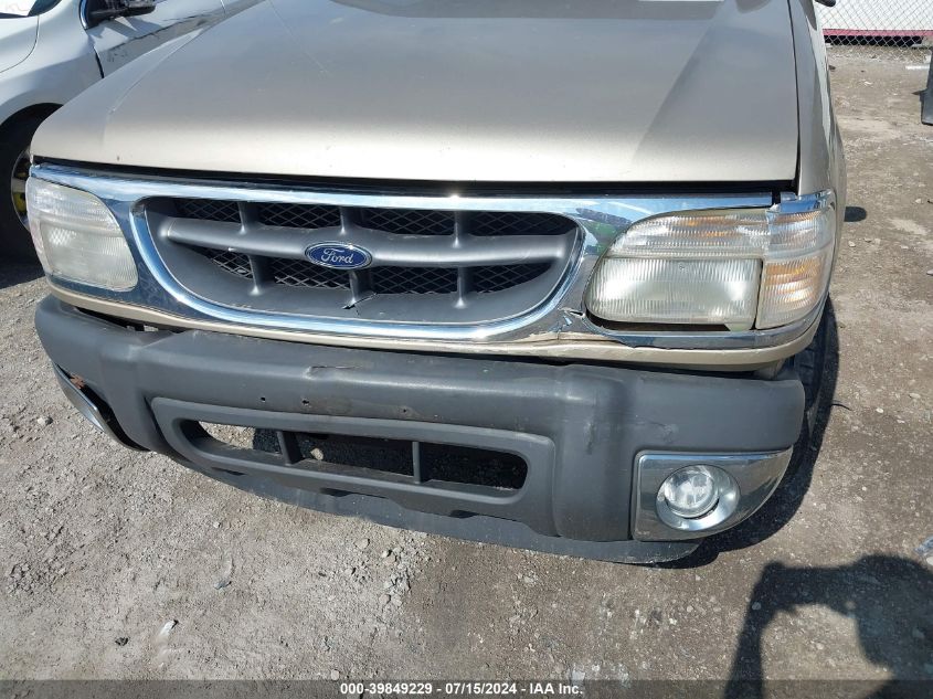 2000 Ford Explorer Xlt VIN: 1FMZU63E4YUA45500 Lot: 39849229