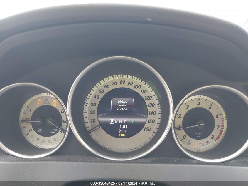 2013 Mercedes-Benz C 300 Luxury 4Matic/Sport 4Matic VIN: WDDGF8AB2DR257650 Lot: 39849425