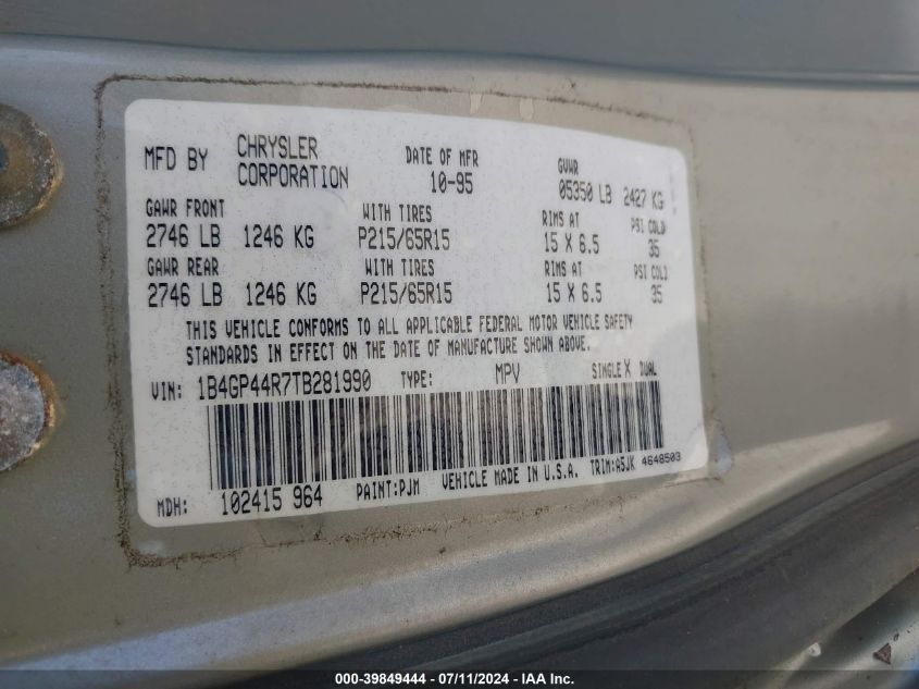 1996 Dodge Grand Caravan Se VIN: 1B4GP44R7TB281990 Lot: 39849444