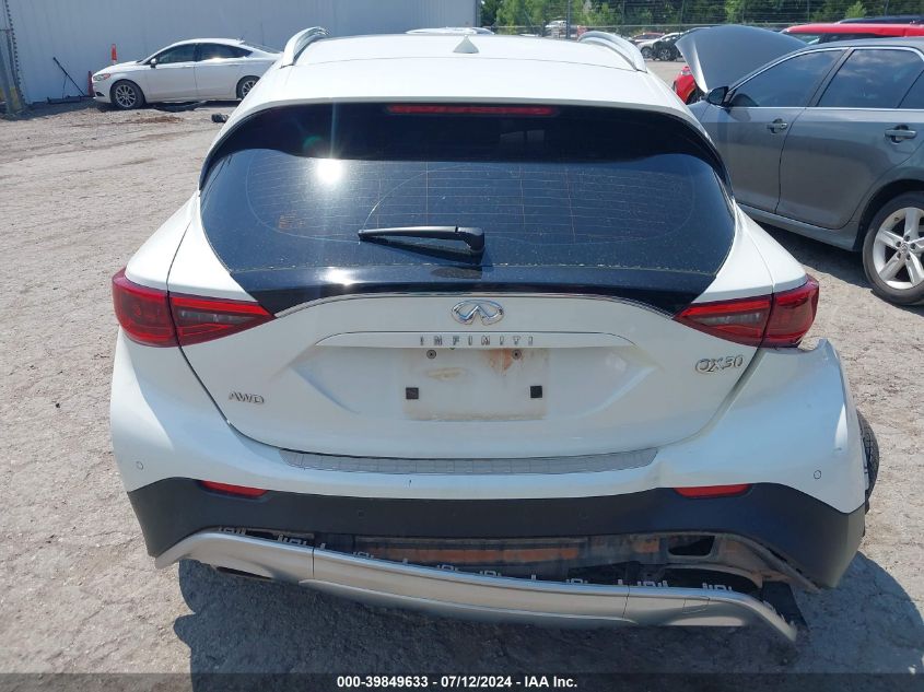 2018 Infiniti Qx30 Essential VIN: SJKCH5CR0JA002823 Lot: 39849633