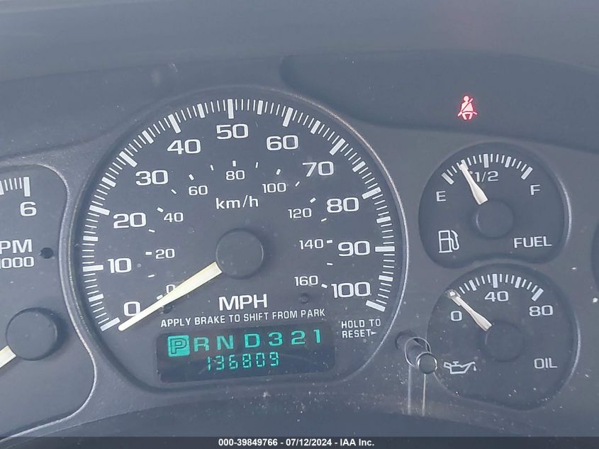 2001 Chevrolet Suburban 1500 Lt VIN: 1GNEC16T51J229684 Lot: 39849766