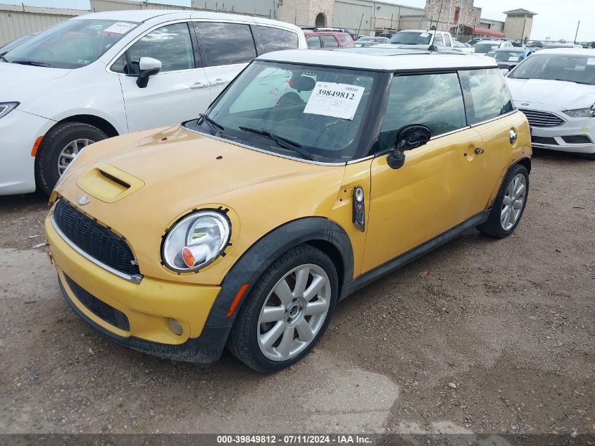 2007 Mini Cooper S VIN: WMWMF735X7TL87100 Lot: 39849812