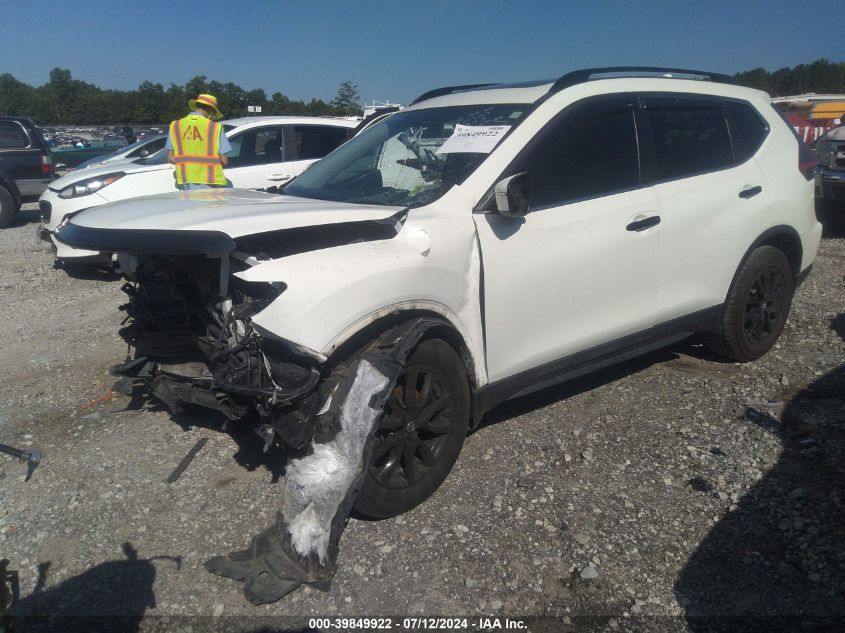 5N1AT2MT4HC771949 2017 NISSAN ROGUE - Image 2