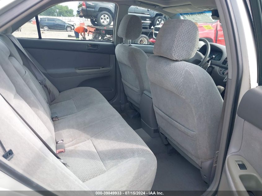 2003 Toyota Camry Le VIN: 4T1BE32K63U664774 Lot: 39849933