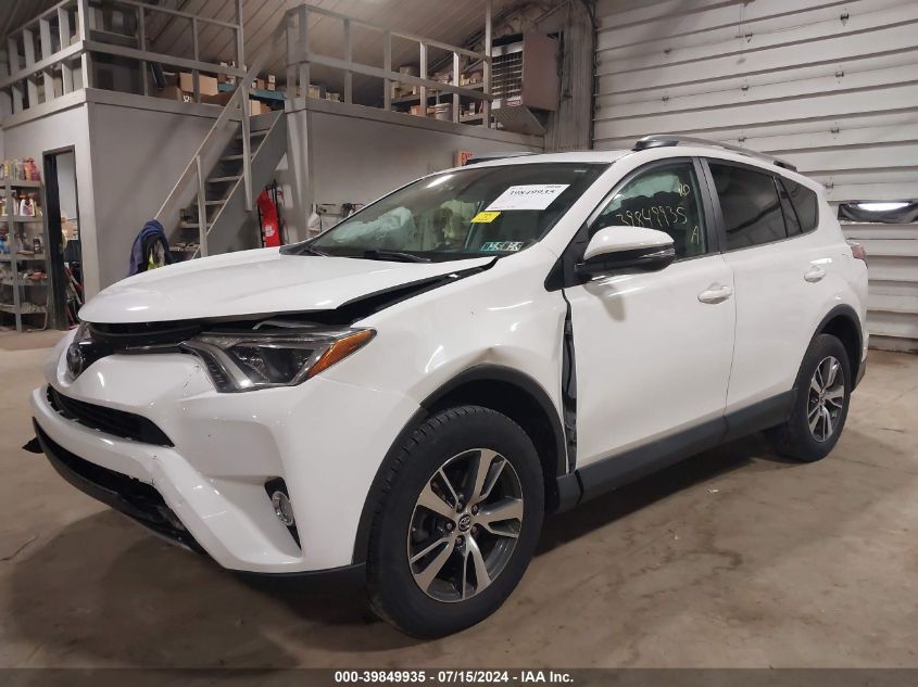 2017 Toyota Rav4 Xle VIN: 2T3RFREV8HW692613 Lot: 39849935