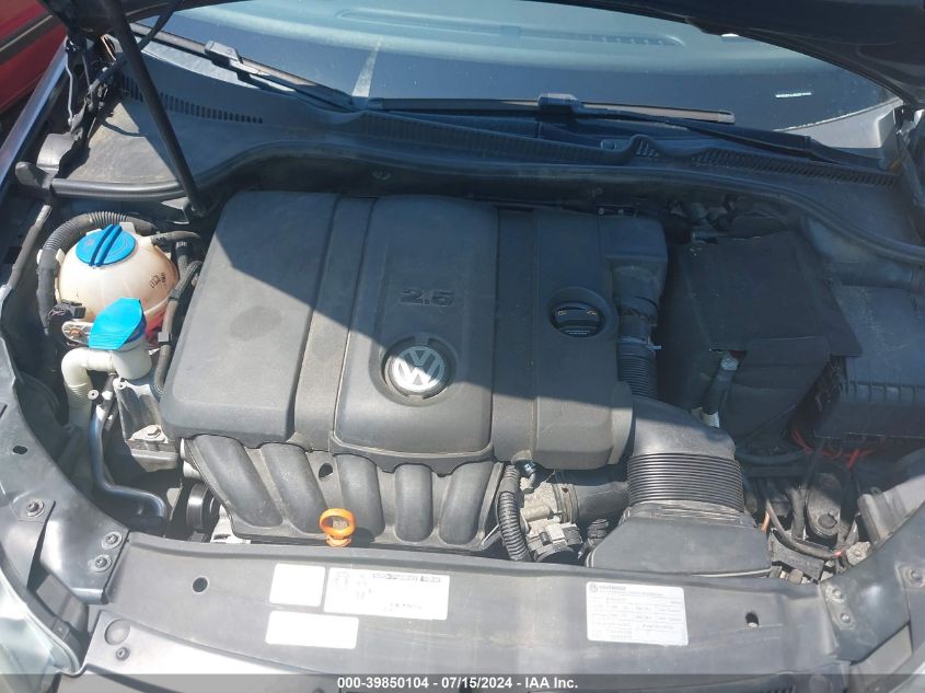 2012 Volkswagen Golf 2.5L 4-Door VIN: WVWDB7AJ3CW310169 Lot: 39850104