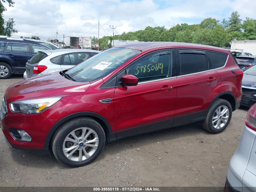 2019 Ford Escape Se VIN: 1FMCU9GD8KUA00527 Lot: 39850119