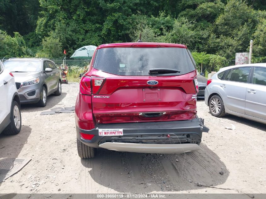 2019 Ford Escape Se VIN: 1FMCU9GD8KUA00527 Lot: 39850119