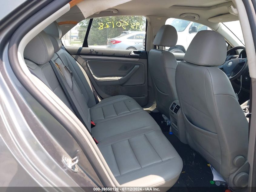 2007 Volkswagen Jetta Wolfsburg Edition VIN: 3VWEF71K57M078372 Lot: 39850128