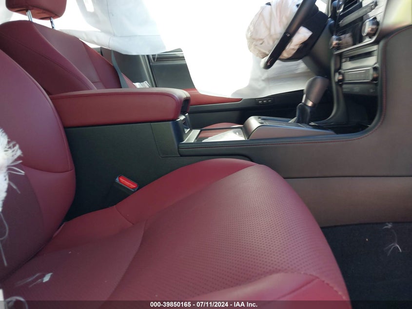 Auction sale of the 2023 LEXUS 460 , vin: JTJAM7BX4P5347921, lot number: 39850165