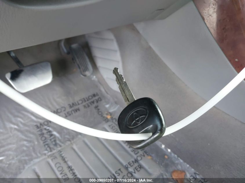 2005 Toyota Camry Xle V6 VIN: 4T1BF32K65U597786 Lot: 39850207