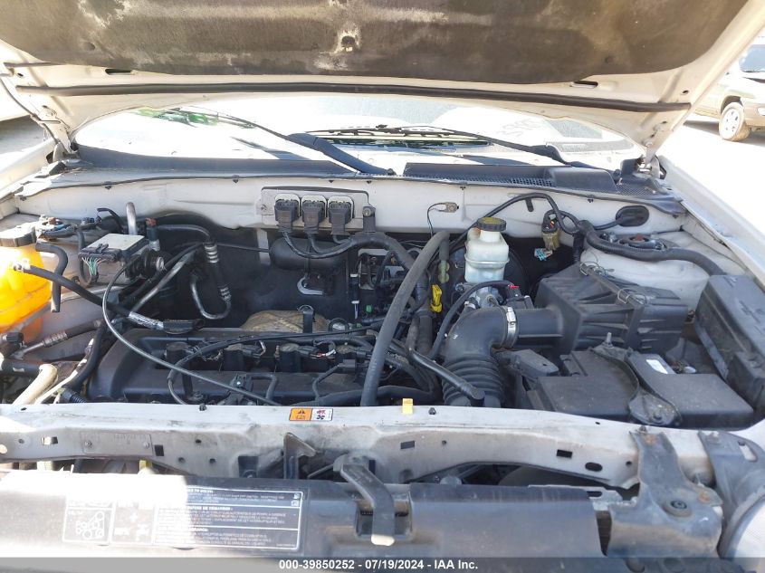 2005 Ford Escape Xls VIN: 1FMYU92Z45KB10578 Lot: 39850252