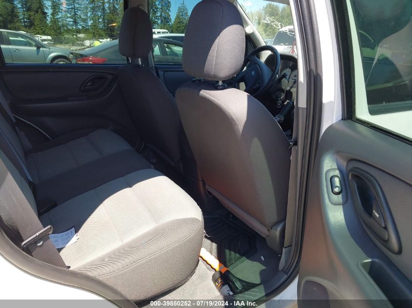 2005 Ford Escape Xls VIN: 1FMYU92Z45KB10578 Lot: 39850252