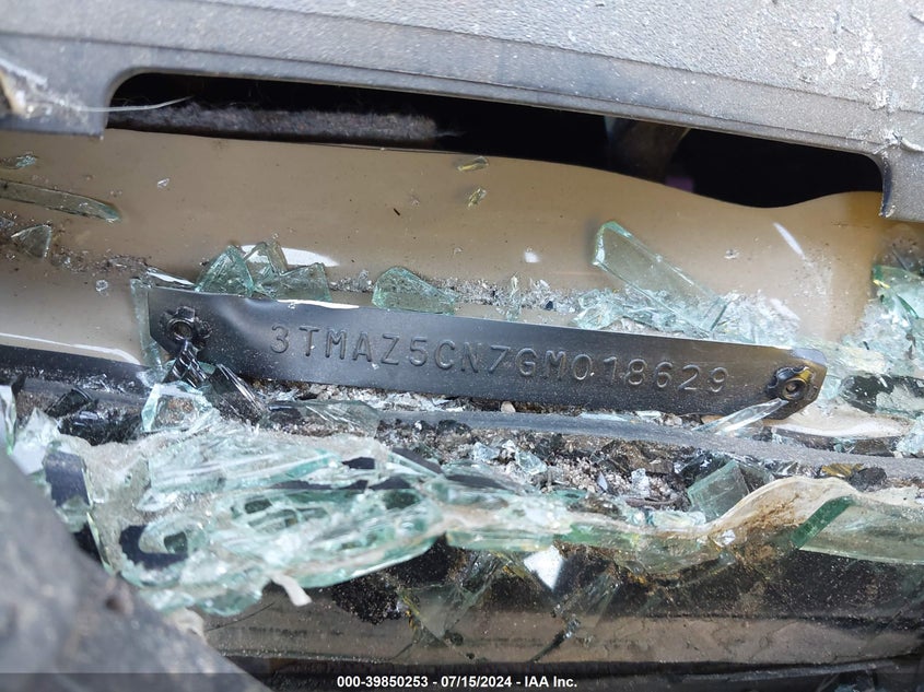 2016 TOYOTA TACOMA DBL CAB/SR5/TRD SPORT/OR - 3TMAZ5CN7GM018629