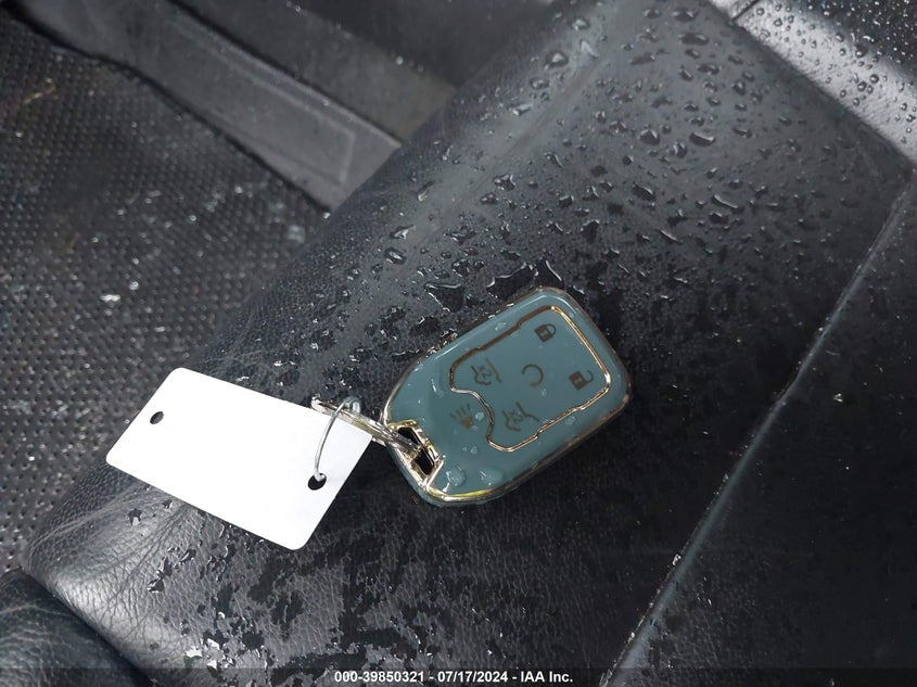 2018 CHEVROLET SUBURBAN LT - 1GNSKHKC4JR327997