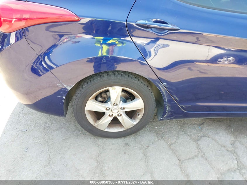2012 Hyundai Elantra Gls VIN: 5NPDH4AE3CH122385 Lot: 39850386