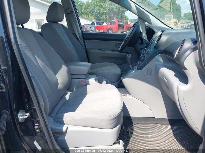 2008 Kia Rondo Lx VIN: KNAFG525X87198386 Lot: 39850409