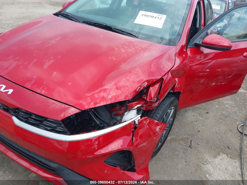 2023 Kia Forte Lxs VIN: 3KPF24AD2PE611811 Lot: 39850432