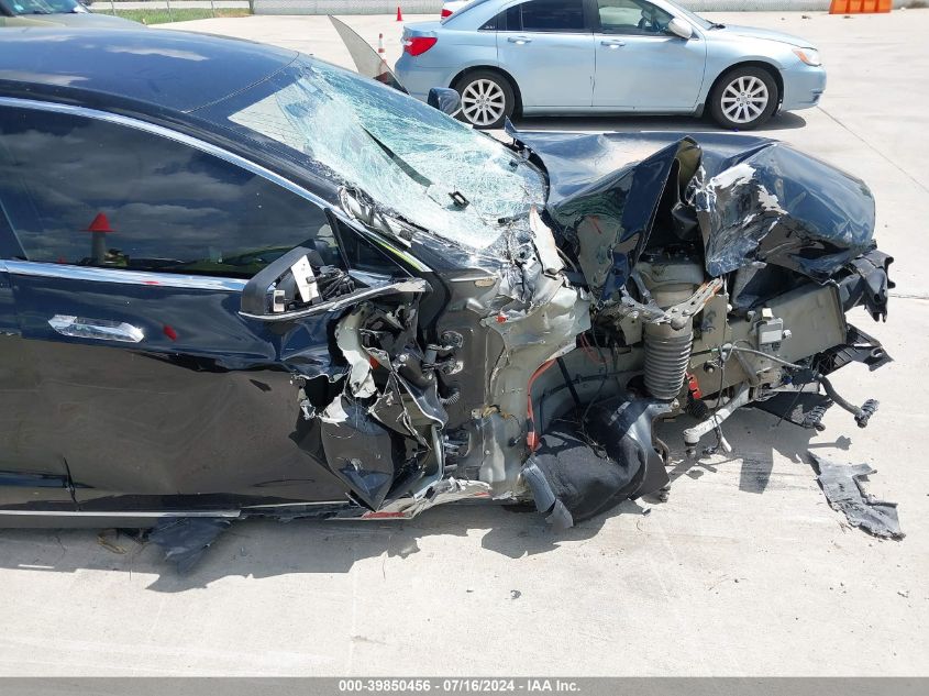 2017 Tesla Model S 100D/60D/75D/90D/P100D VIN: 5YJSA1E48HF200158 Lot: 39850456