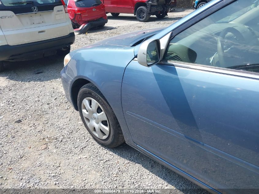 2004 Toyota Camry Le VIN: 4T1BE32K54U877703 Lot: 39850479