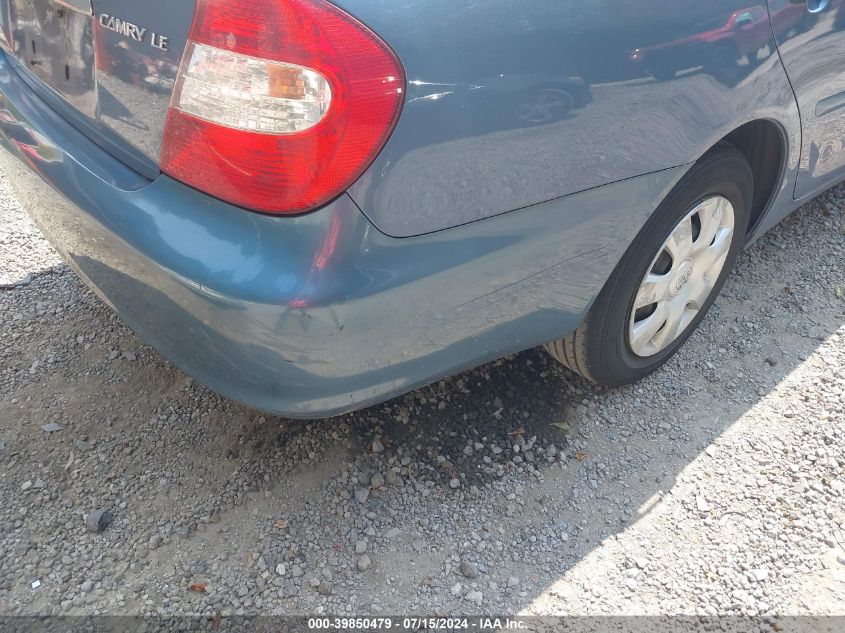 2004 Toyota Camry Le VIN: 4T1BE32K54U877703 Lot: 39850479