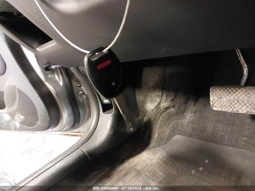 2007 Honda Fit Sport VIN: JHMGD38657S026796 Lot: 39850480