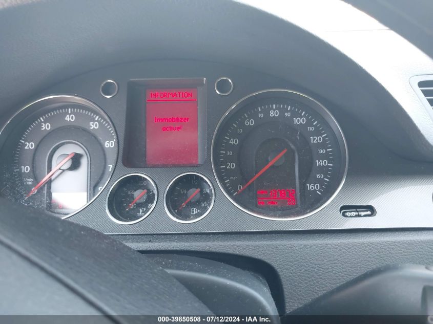 2007 Volkswagen Passat 2.0T/Wolfsburg Edition VIN: WVWAK73C07P062206 Lot: 39850508