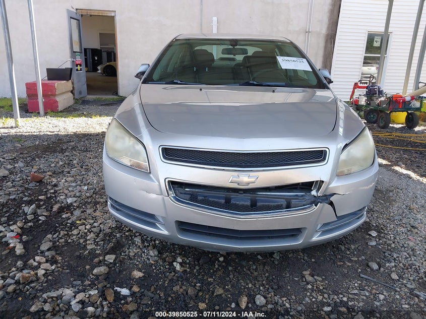 1G1ZC5EB0AF176186 2010 Chevrolet Malibu Lt