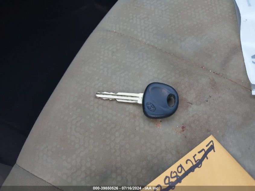 KMHDU4AD9AU904725 2010 Hyundai Elantra Gls