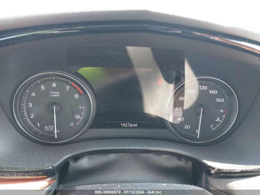 2022 Cadillac Xt5 Awd Premium Luxury VIN: 1GYKNDRS5NZ175542 Lot: 39850572