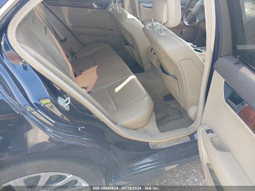 2011 Mercedes-Benz C 300 Luxury 4Matic/Sport 4Matic VIN: WDDGF8BB5BR170630 Lot: 39850639