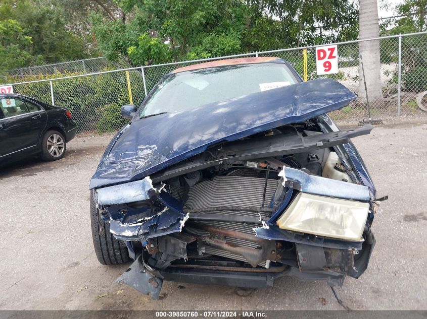 2004 Mercury Grand Marquis Gs VIN: 2MEFM74W44X668962 Lot: 39850760