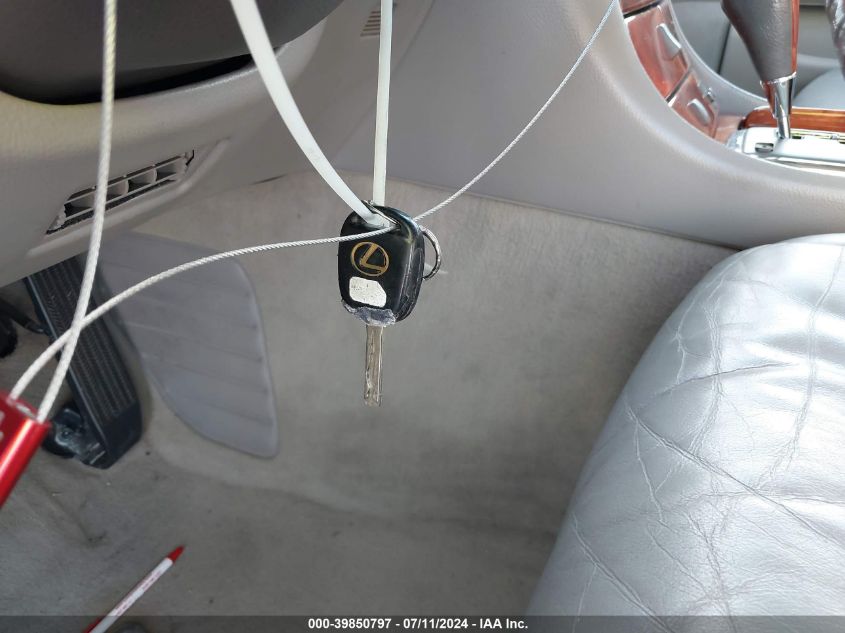 2002 Lexus Ls 430 VIN: JTHBN30F320091590 Lot: 39850797