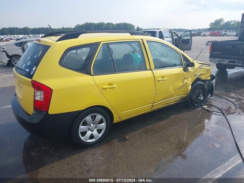 2009 Kia Rondo Lx VIN: KNAFG528797260435 Lot: 39850815