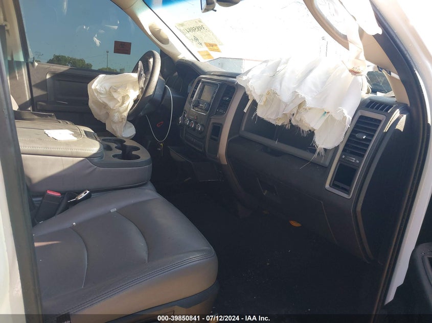 2015 RAM 1500 EXPRESS - 1C6RR6FT3FS608665