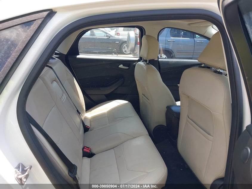 2016 FORD FOCUS TITANIUM - 1FADP3J27GL207143