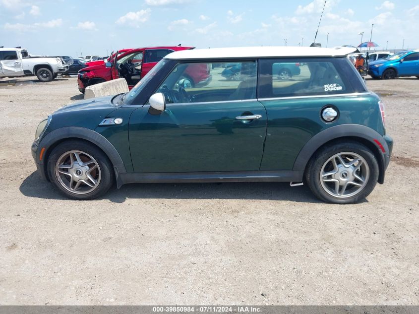 2007 Mini Cooper S VIN: WMWMF73517TT85736 Lot: 39850984