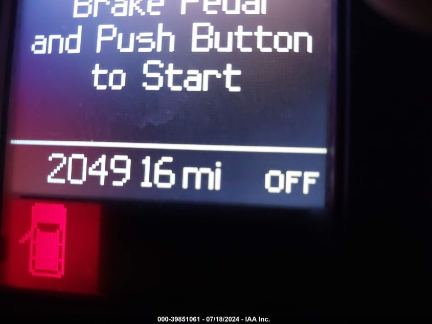 2011 Chrysler Town & Country Touring-L VIN: 2A4RR8DG2BR713147 Lot: 39851061