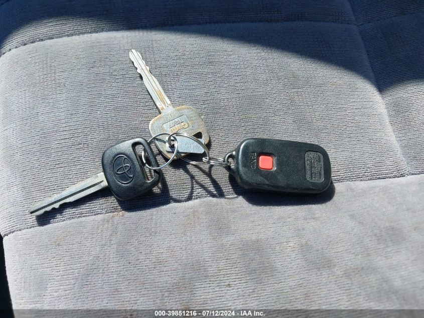 2001 Toyota Sienna Le/Xle VIN: 4T3ZF13CX1U321428 Lot: 39851216