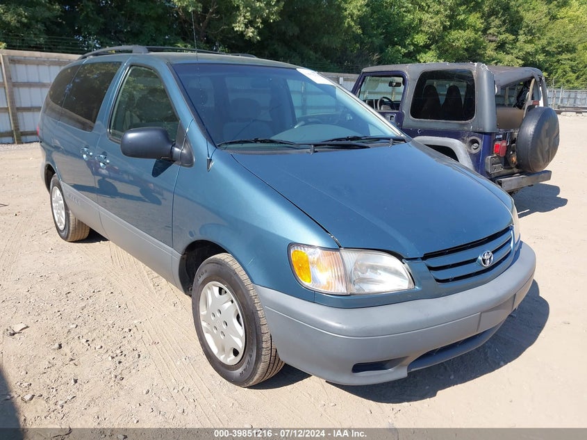 2001 Toyota Sienna Le/Xle VIN: 4T3ZF13CX1U321428 Lot: 39851216