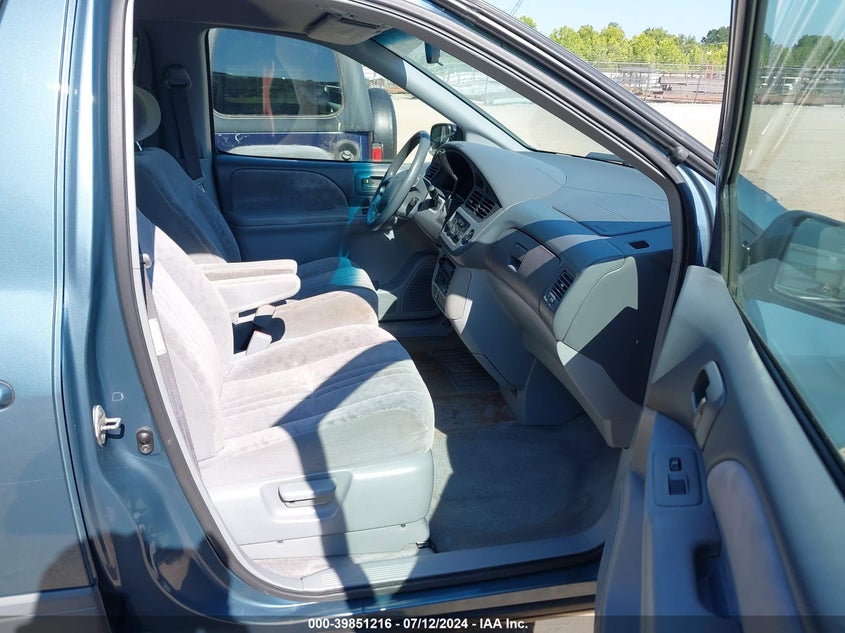 2001 Toyota Sienna Le/Xle VIN: 4T3ZF13CX1U321428 Lot: 39851216